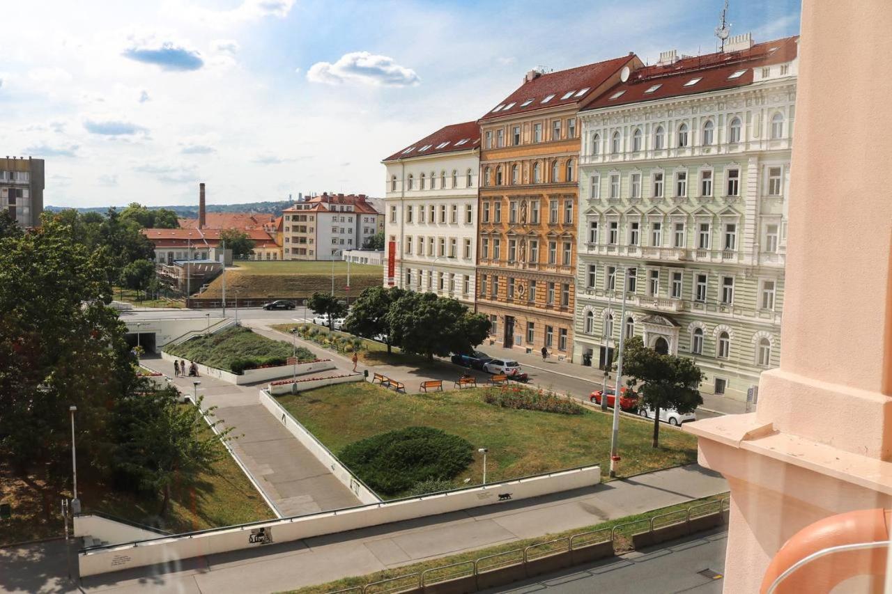Rose Suites And Rooms - Prague — Fotky 1